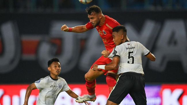 Hasil Liga 1: Persija Kalah Dramatis, Gol Witan Tak Disahkan Wasit