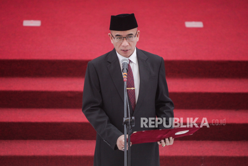 DKPP Pecat Ketua KPU Hasyim Asyari, Ini Respons Istana
